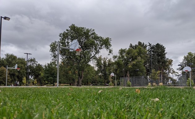 Photo of Washington Park Basketball Courts