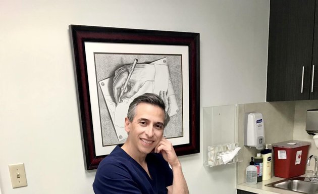 Photo of Eduardo Gonzalez-Hernandez, MD