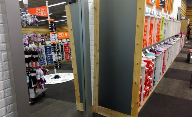 Photo of DSW Designer Shoe Warehouse