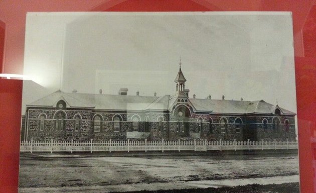 Photo of North Adelaide Primary School