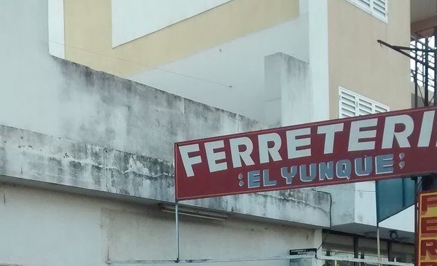 Foto de Ferretería "El Yunque"