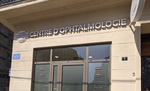Photo de Centre d'ophtalmologie Monticelli Paradis, 433 rue PARADIS