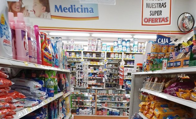 Foto de Farmacias Guadalajara