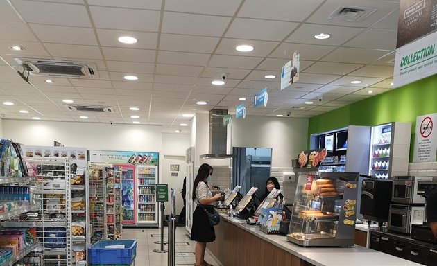 Photo of FamilyMart Vista Valley, Semenyih