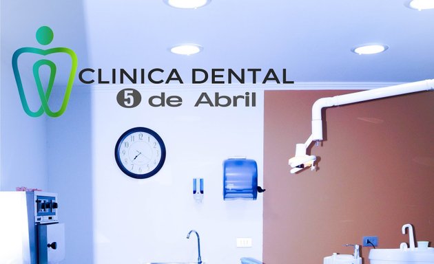 Foto de Clínica Dental 5 de Abril