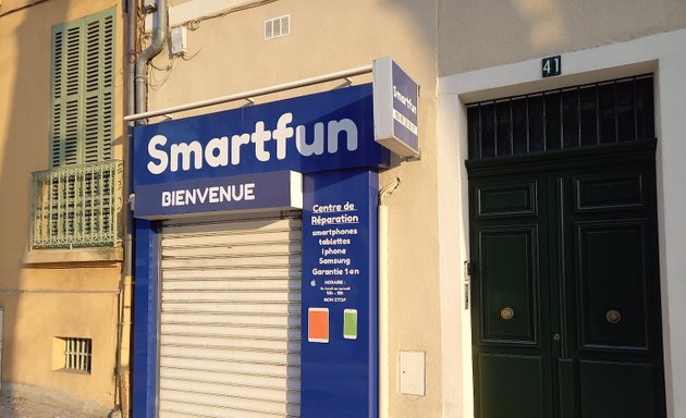 Photo de Reparation iPhone Aix en Provence - Smartfun N°1 sur iPhone