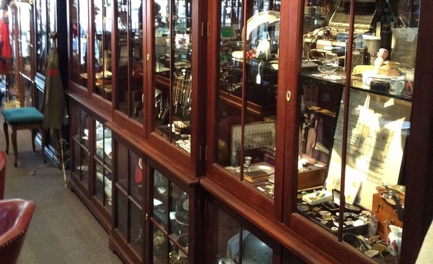 Photo of Beck Antiques & Jewellery Inc.