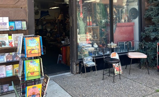 Photo of Beaux Arts Vintage (and Video)