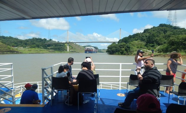 Foto de Canal and Bay Tours