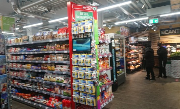 Foto von SPAR Supermarkt Zollfreilager