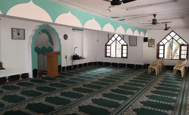 Photo of Ahmadiyya Masjid