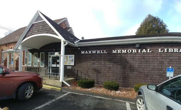 Photo of Maxwell Memorial Library
