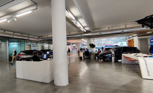 foto FordStore Carpoint - Ford Vendita auto e Veicoli Commerciali - Divisione Usato Carpoint