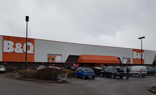 Photo of B&Q Leigh