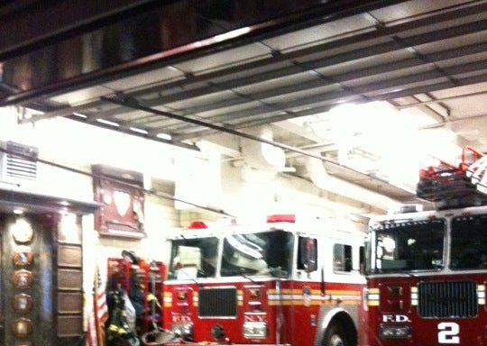 Photo of FDNY Engine 8/Ladder 2/Battalion 8