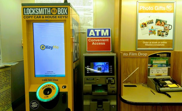 Photo of Cardtronics ATM