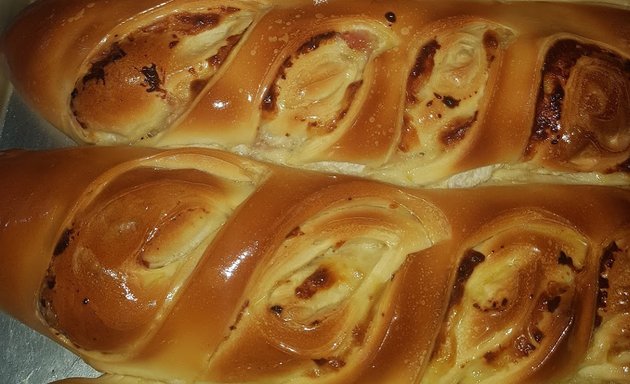 Foto de Panaderia y Pasteleria Junqui Pan