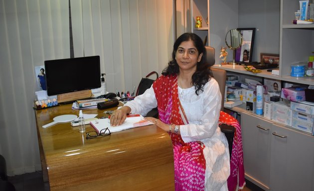 Photo of Best Dermatologist & Cosmetologist in Andheri, Mumbai | Kiran's Clinic