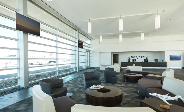 Photo of NetJets Private Boarding Lounge (VNY)