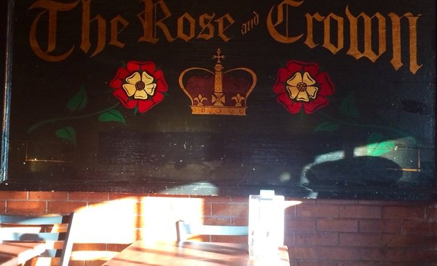 Photo of The Rose and Crown