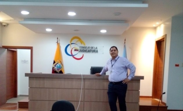 Foto de Abg Diogenes Manjarrez en Guayaquil Ecuador
