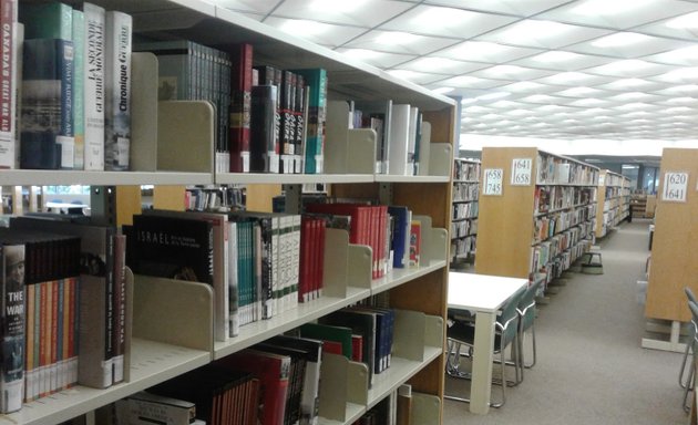 Photo of Bibliothèque L'Octogone