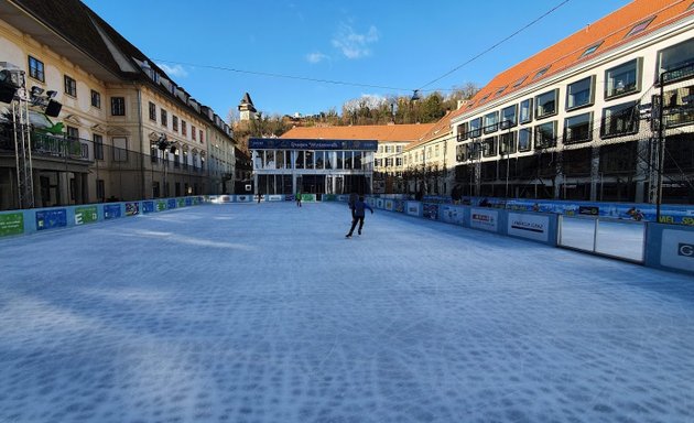 Foto von Karmeliterplatz