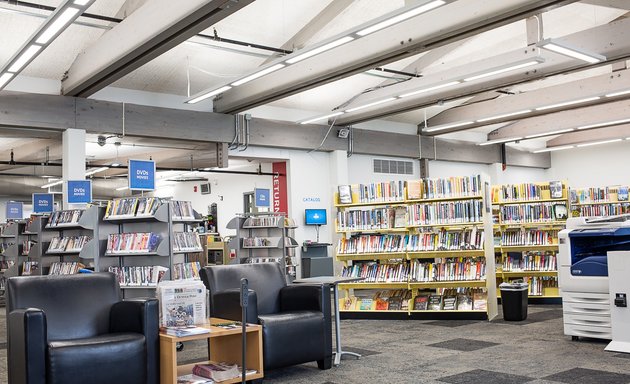 Photo of Denver Public Library: Hadley Branch Library