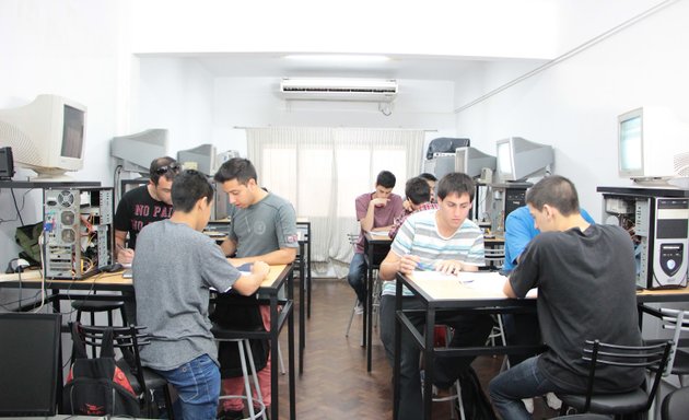 Foto de Academia Santo Domingo