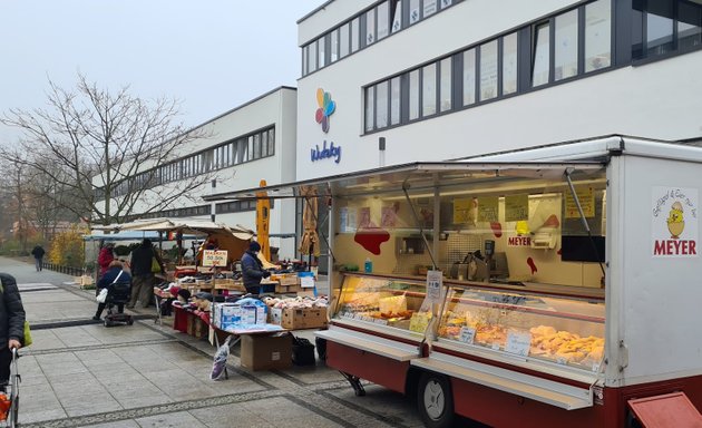 Foto von Neuköllner Wochenmärkte - Wutzkyallee