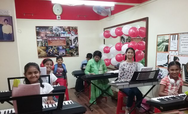 Photo of Aparna's Music Classes