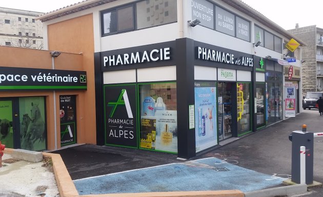 Photo de Pharmacie des Alpes