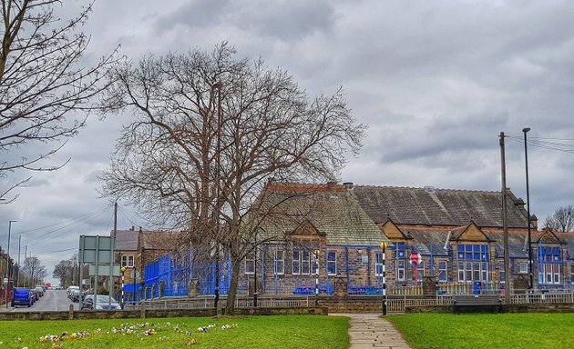 Photo of Morley Victoria Primary School