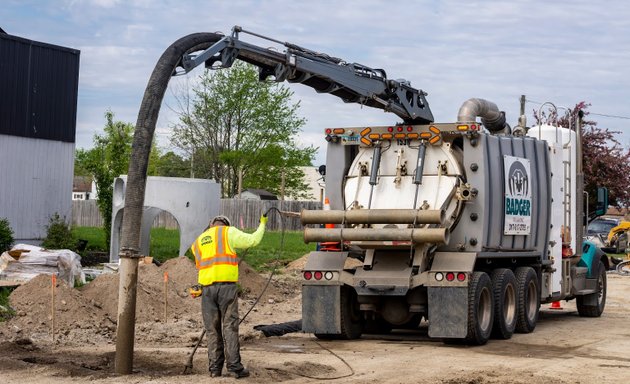 Photo of Badger Daylighting™ Hydrovac Truck Excavating Services | Kelowna - British Columbia