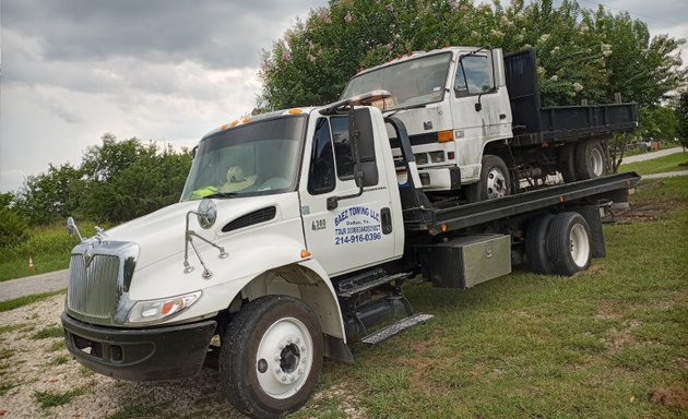 Photo of Baez towing service