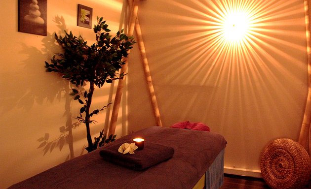 Foto von the tree - Massage Lounge