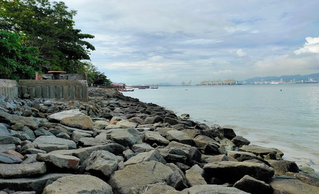 Photo of Pantai Bersih Beach