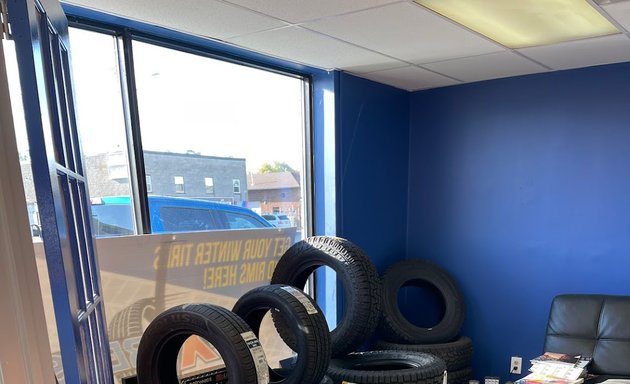 Photo of Express Tire