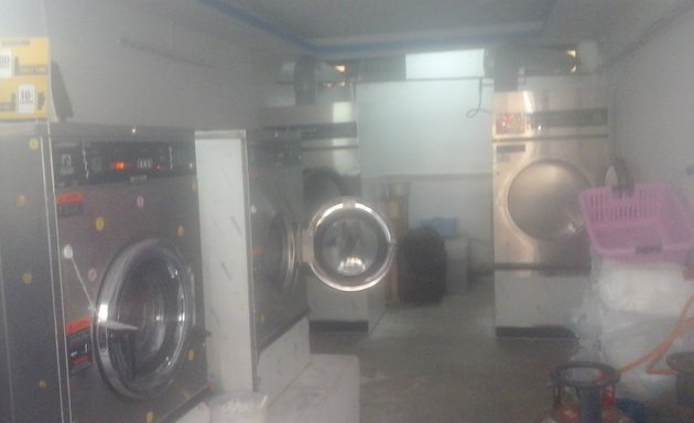 Photo of Spin City Laundromat