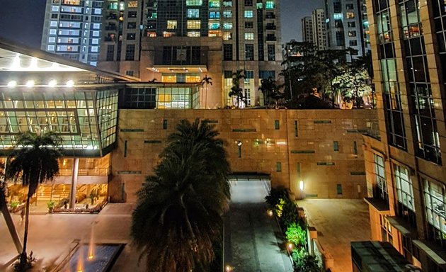 Photo of HSBC Cnergy building Mumbai