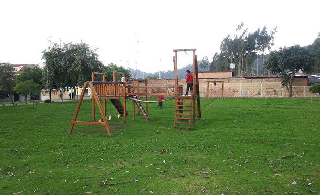 Foto de Parque lineal Escuela de Bomberos