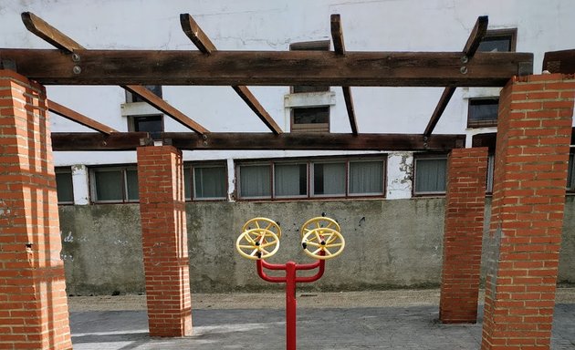 Foto de Area de Juegos (en Plaza de Listan)