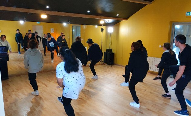 Photo de Danse Hip Hop | Atelier et Cours | (Nantes 44) | HBS Studios