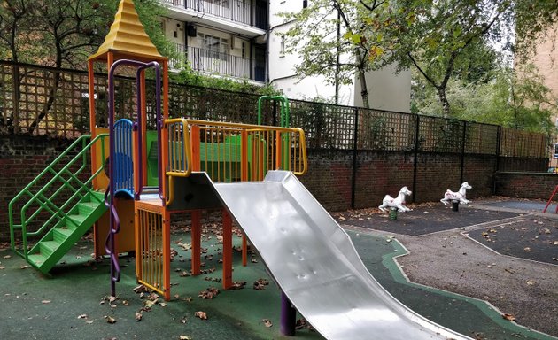 Photo of Alf Barrett Playground