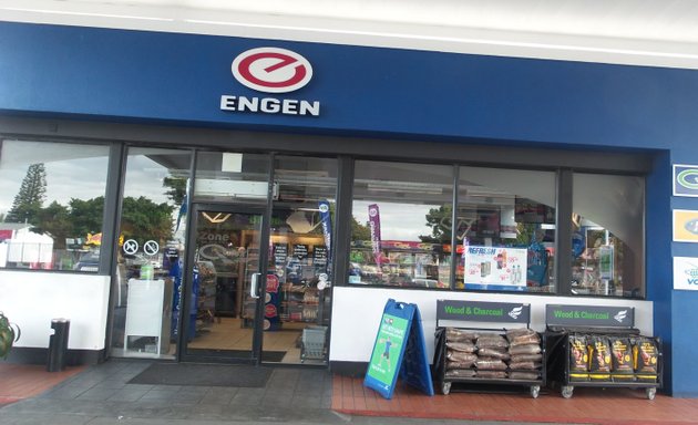 Photo of Engen Quick Shop