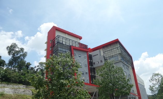 Photo of Institute of Microengineering and Nanoelectronics