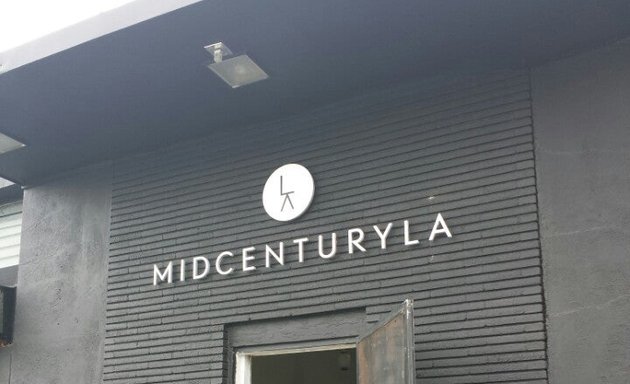 Photo of Midcenturyla