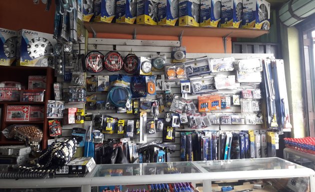 Foto de Autoparts Robles