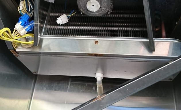 Photo of Repair Peti Sejuk chiller freezer dryer kajang bandar baru bangi putrajaya cyberjaya