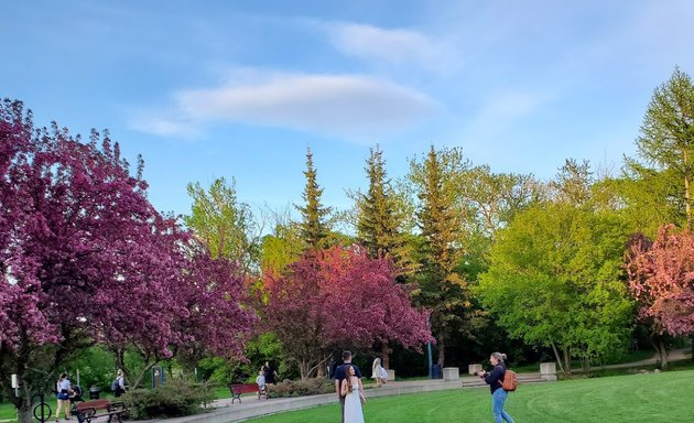 Photo of George F Hustler Memorial Plaza